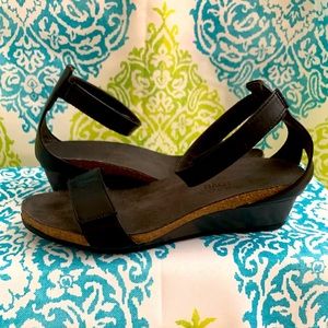 Noat Women’s Mermaid Sandals